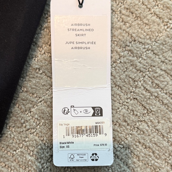 ALO Yoga Black and White Airbrush Skirt - Picture 2 of 6